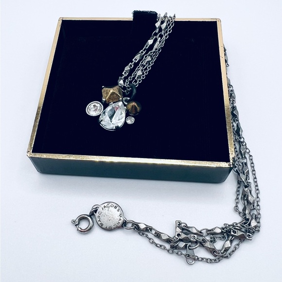 Marc Jacobs Silver Tone Custer Rhinestone Pendant Necklace - Picture 1 of 9